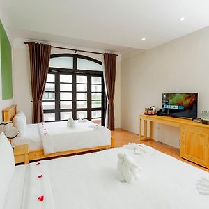 Deluxe Family Room early check